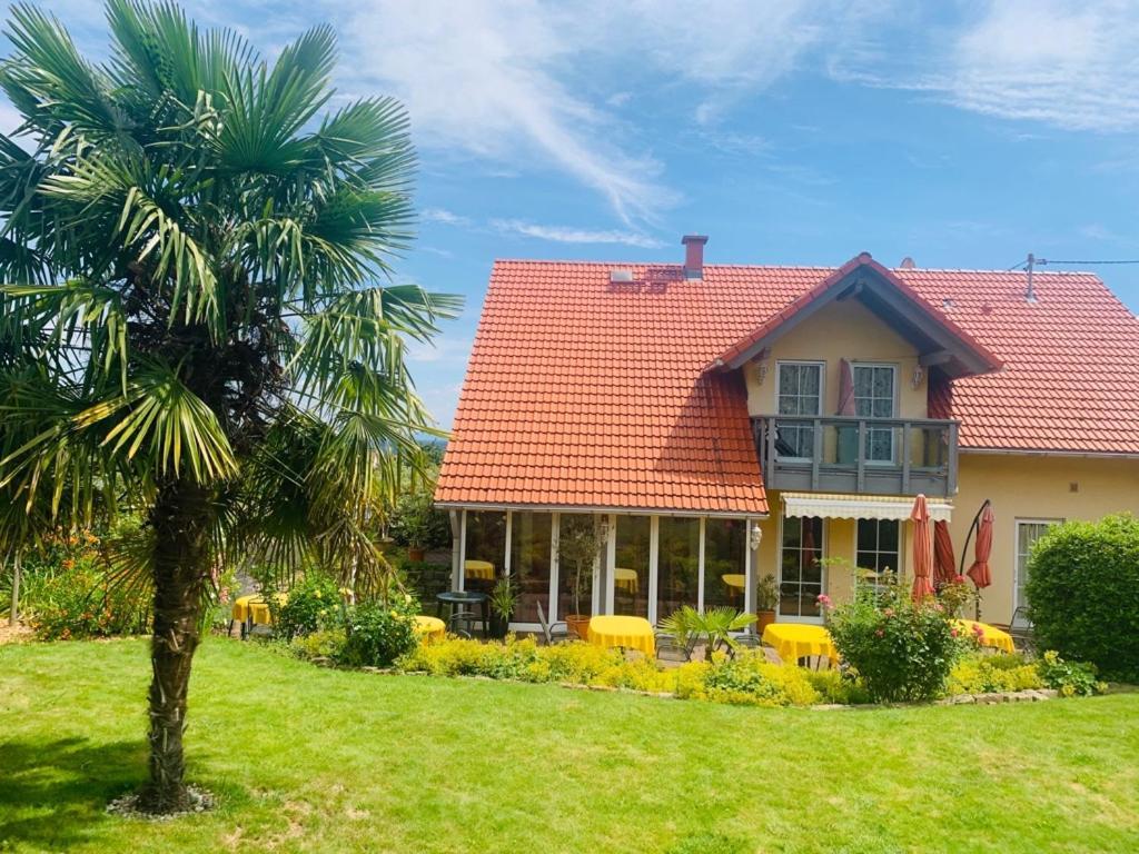Gaestehaus Helbighof Neustadt an der Weinstraße Eksteriør billede