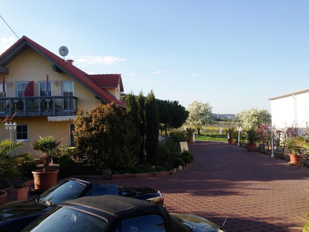Gaestehaus Helbighof Neustadt an der Weinstraße Eksteriør billede